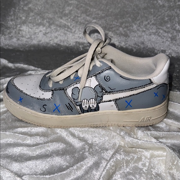 Nike Air Force 1’s - authentic and customized - Picture 8 of 13